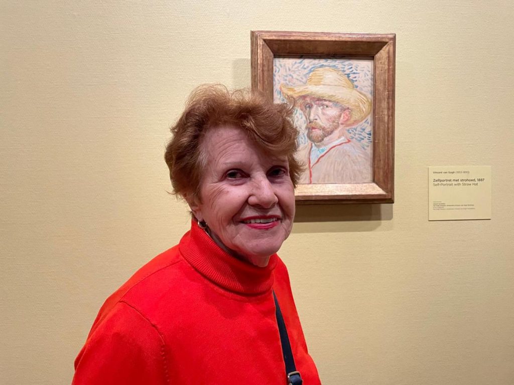 Fotografía de la Dra. Rosa Isabel Fernández Prieto